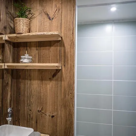 Magnifique Duplex Oneigedor Depart Aux Pieds Et Vue Montagne *